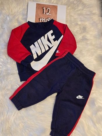 💙🤩😍jogging  molleton NIKE   12 mois garçon 💙🤩😍