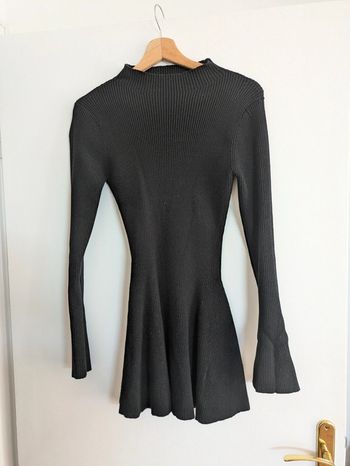 Robe côtelé évasée et manches évasées