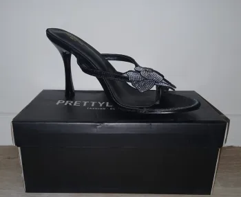 Escarpins Pretty Little Things