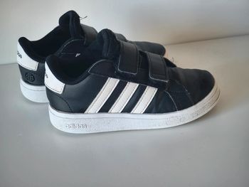 Basket adidas 25
