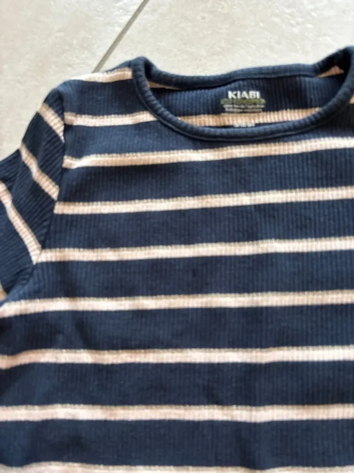T-shirt Kiabi 8 ans - photo numéro 2