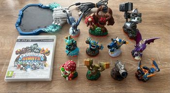 Lot jeu skylanders giants ps3 + figurines 