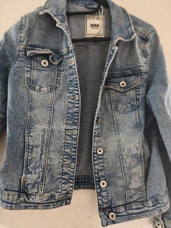 Je vends veste jeans pour fille 