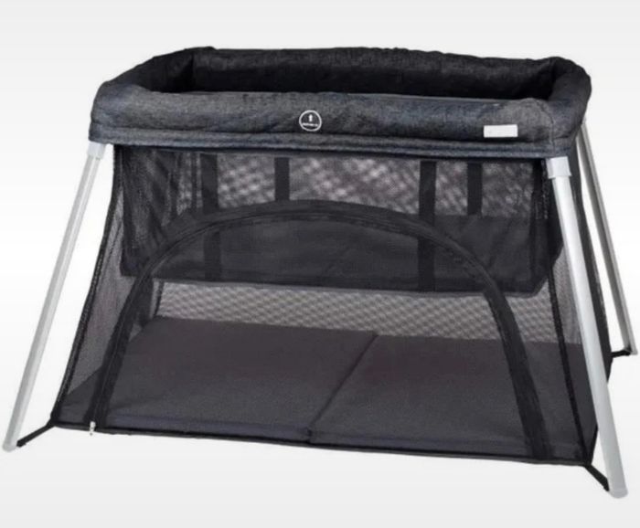 Lit parapluie AeroMoov Instant – Ultra léger & compact