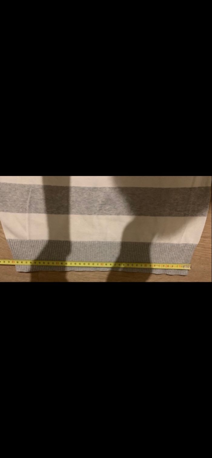 Pull longue manche fine laine marque fsbn taille xs en parfaite état - photo numéro 5