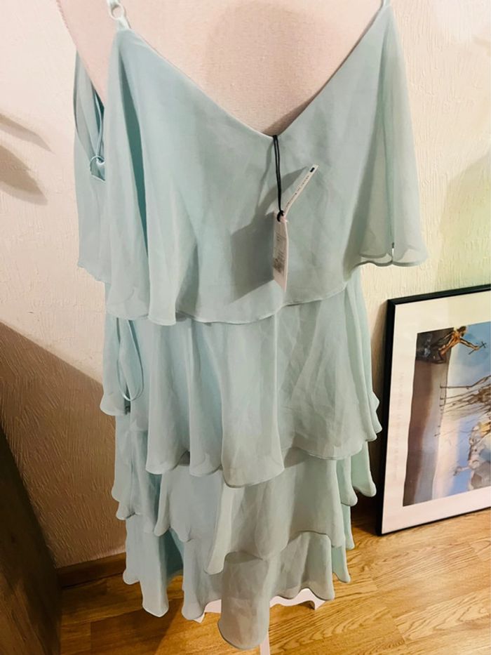 Magnifique robe neuve un jour ailleurs taille 42 - photo numéro 6