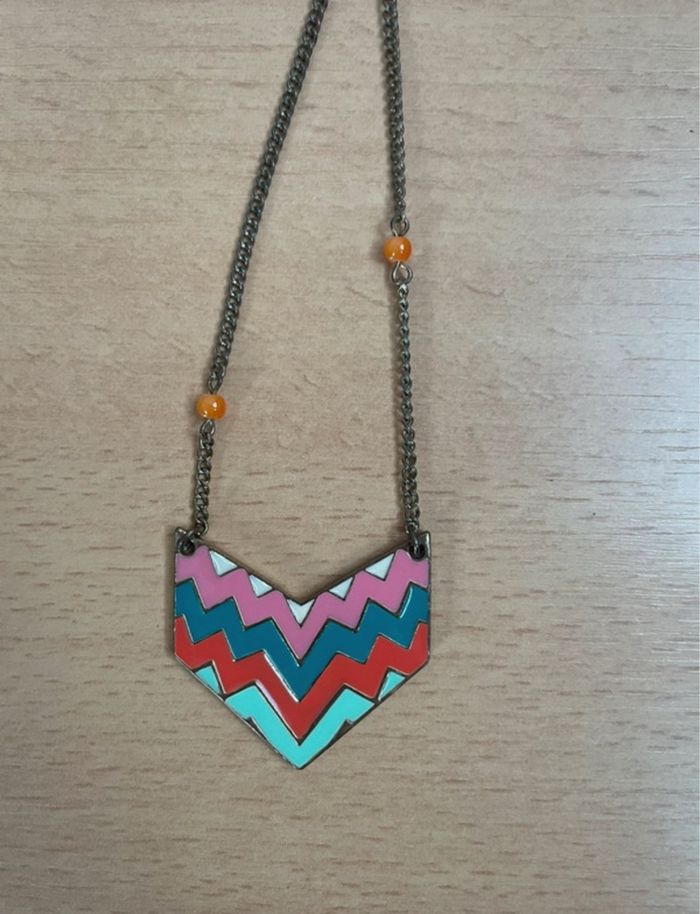 Collier LOL - photo numéro 3