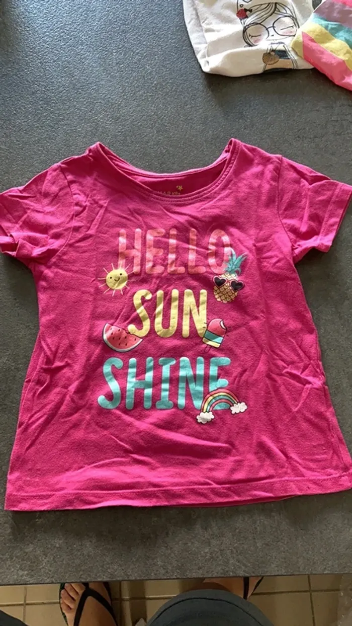 Lot tee-shirts fille 4 5 ans - photo numéro 2
