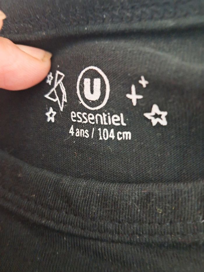 Tee-shirt 4 ans - photo numéro 2
