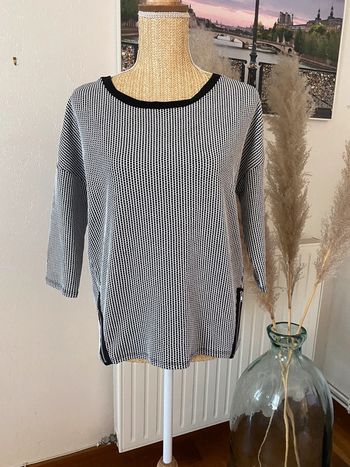 Pull noir et blanc