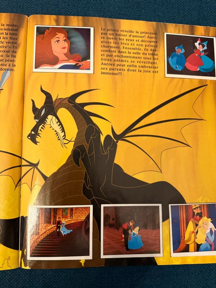 Album livre Panini complet stickers autocollants Disney La belle au bois dormant - photo numéro 10