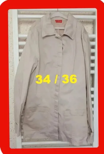 Imperméable beige Tissaïa Taille 34 / 36