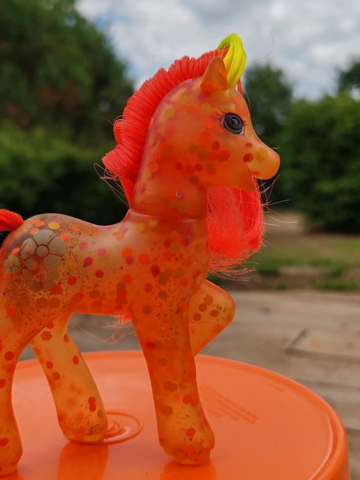 Poney g2 - hip holly confettis orange - photo numéro 4