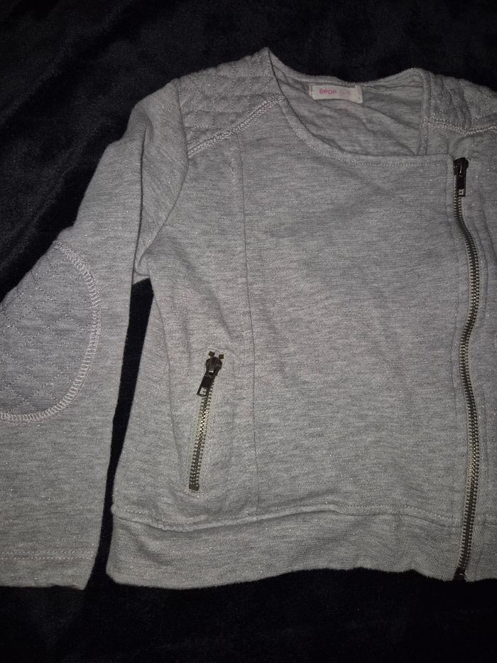 Gilet pailleté - photo numéro 2