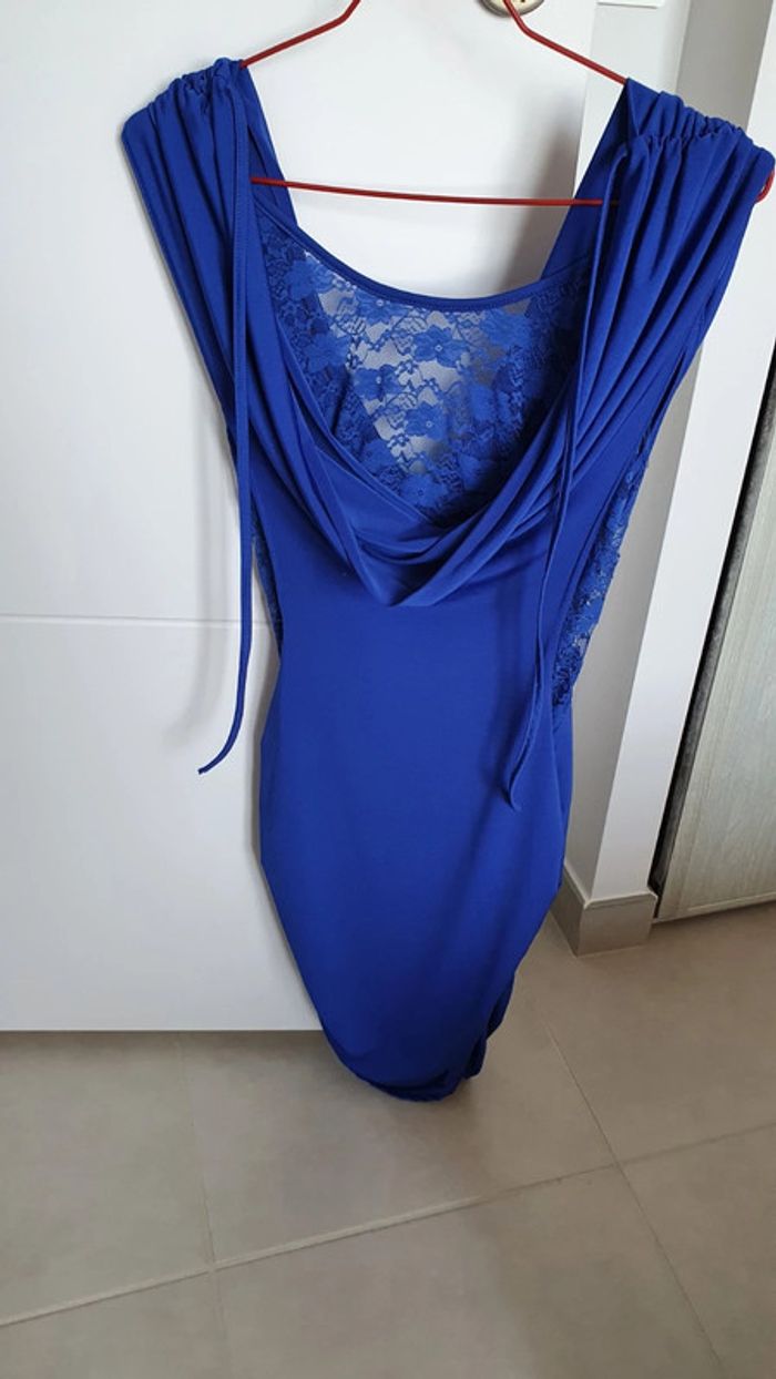 Robe bleu dentelle zara neuve taille s - photo numéro 3