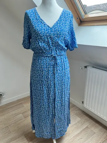 Robe fleurie bleu