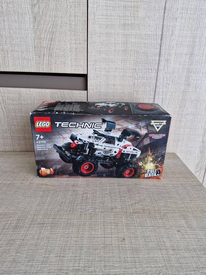 Légo Technic 42150 Neuf