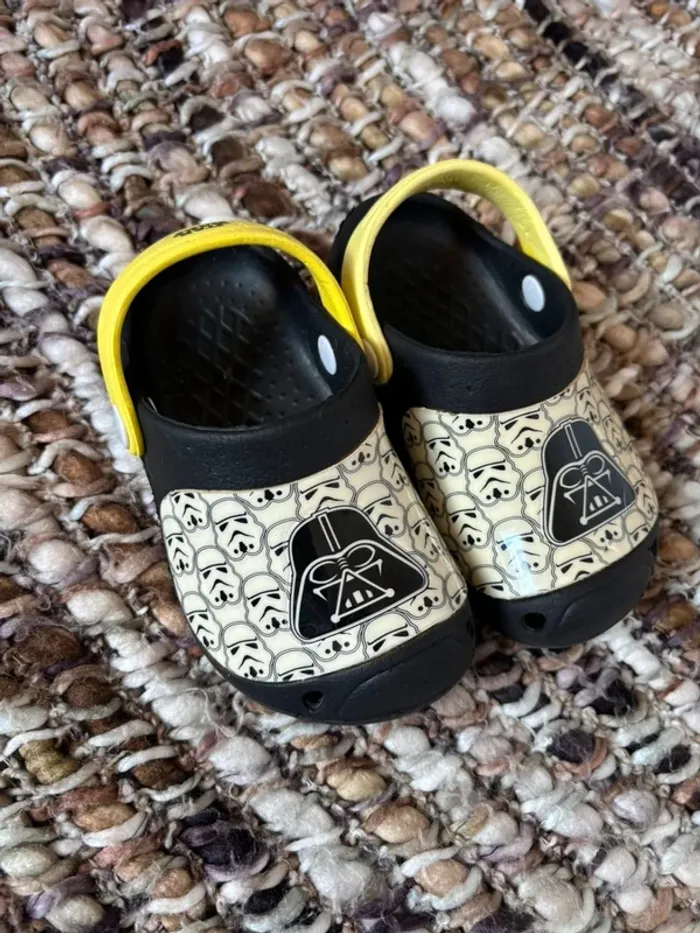 Chaussures de plage style croks star wars taille 25