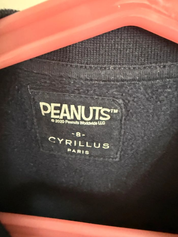 Sweat Cyrillus snoopy 8 ans - photo numéro 3