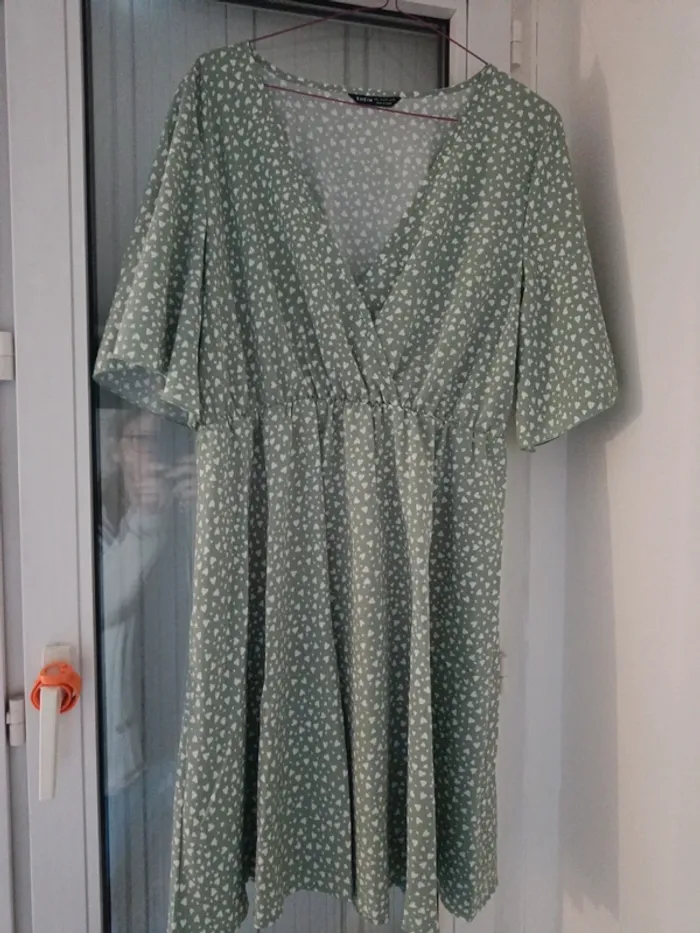 Robe verte à coeurs blancs Shein T.L