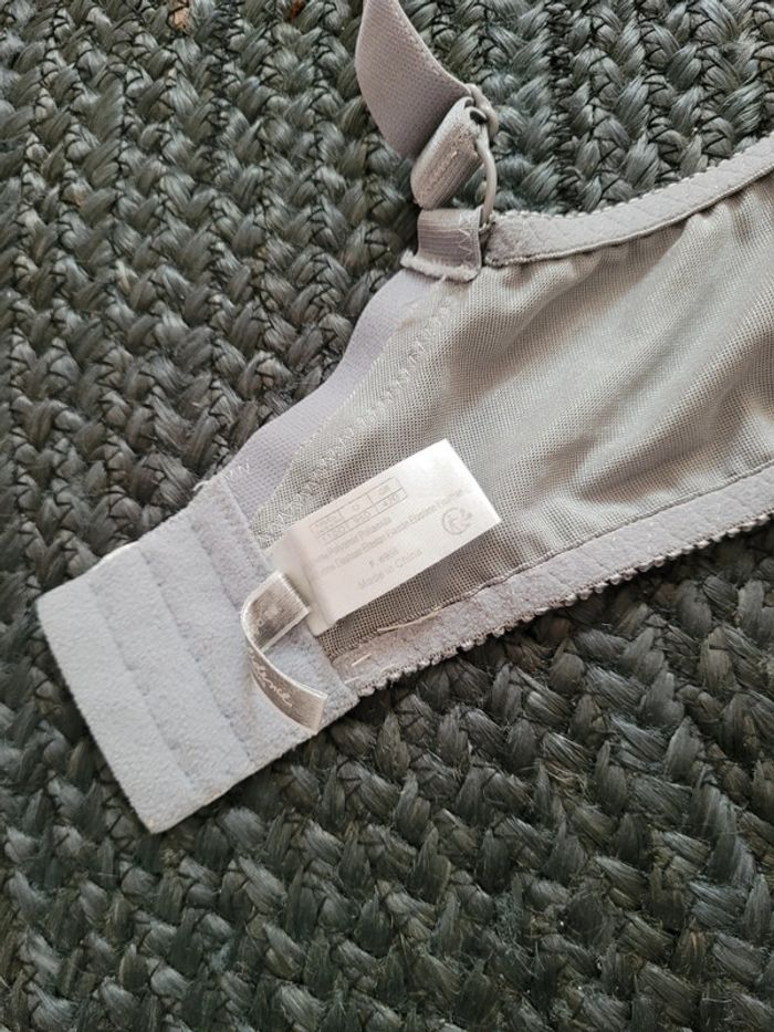 Soutiens-gorge armatures gris pâle et dentelle - 110D - Blancheporte - photo numéro 6