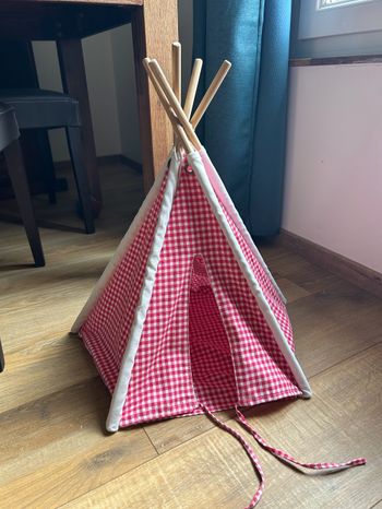 Tipi pour poupées ou peluches