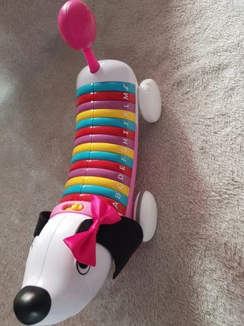 Chien musical alphabet