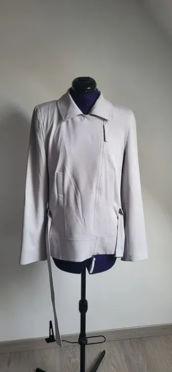 Veste gris clair asymétrique Garou Patrick Mendes