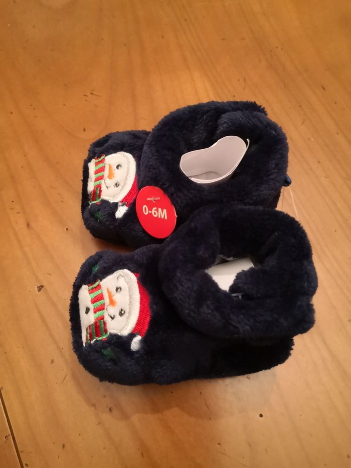Chaussons 0-6 mois Neuf - photo numéro 2