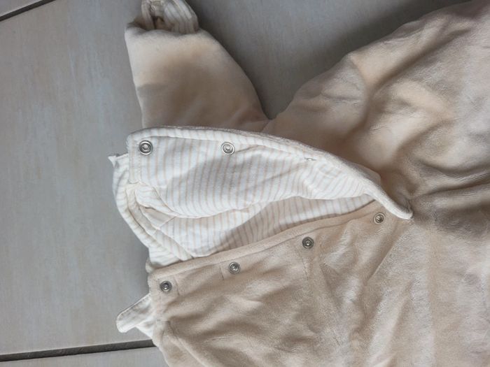 Pyjama Grenouillère bébé chaud 1 mois en excellent etat - photo numéro 3