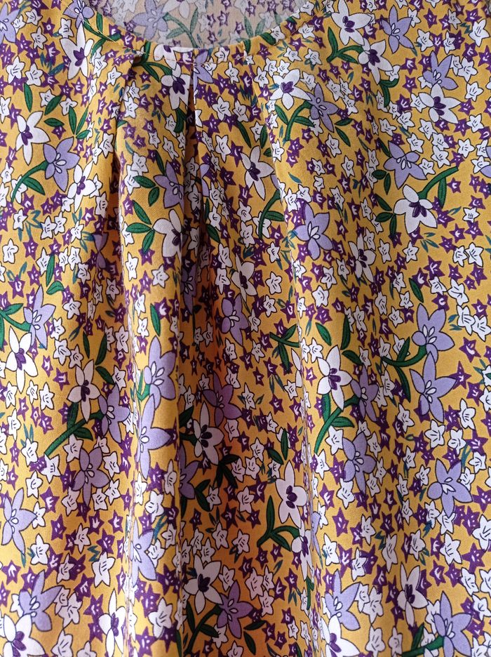 BLOUSE SHEIN Moutarde Fleurie. - photo numéro 5