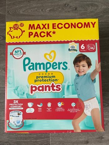 Paquet de couches Pampers premium, protection pants