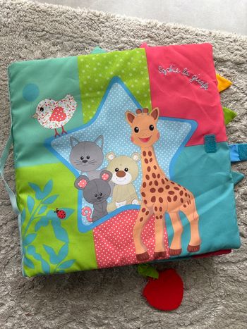 Grand livre en tissu Sophie la girafe 