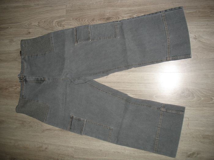 LOT DE 7 VÊTEMENTS DE GROSSESSE - TAILLE 42 - n°04 - photo numéro 5