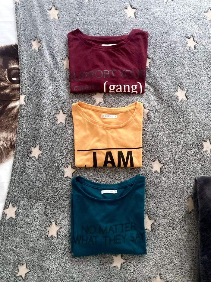 Lot 3 T-shirts