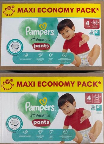 2 cartons de couches Pampers  taille 4