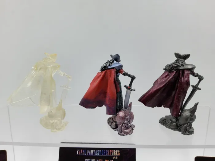 3 Figures Final Fantasy Creatures Vol.1 – Knights of the Round Full Color & Metallic & Clear - photo numéro 3