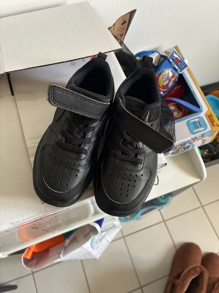 Basket Nike T 28 - photo numéro 2