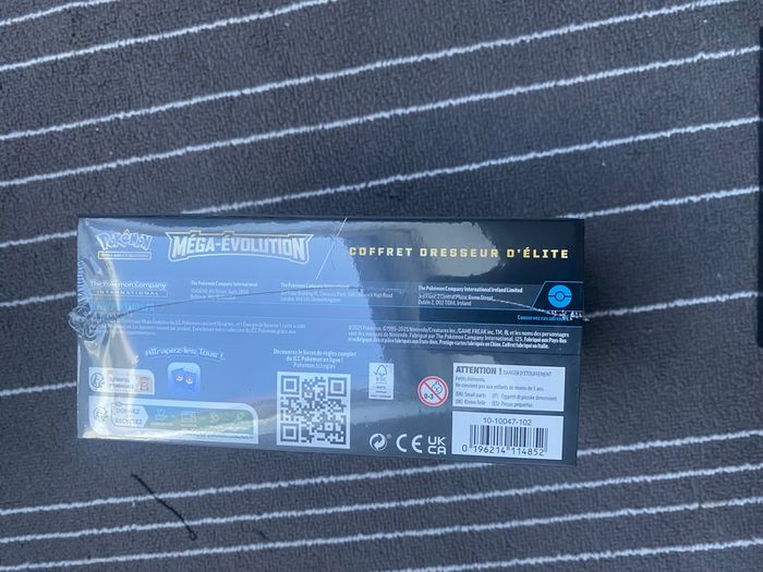 Lot de 2 Etb Pokemon mega evolution donc 1 avec trou et l’autre non - photo numéro 5