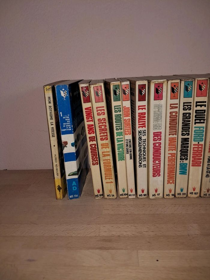 Lot de Livre marabout sur l'automobile à 10€ la pièce - photo numéro 2