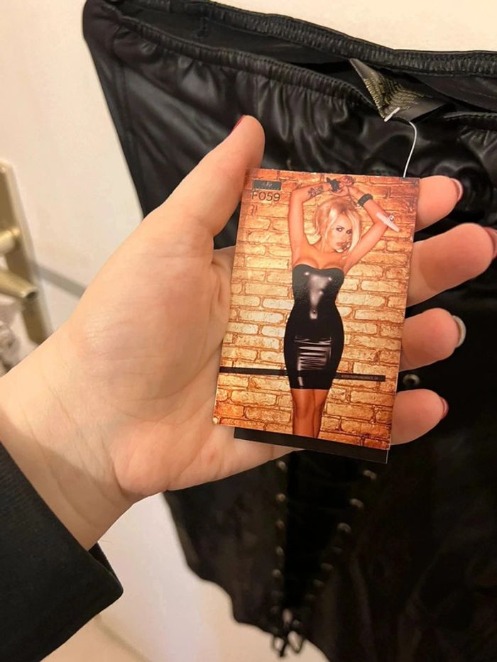 Robe sexy bustier lace noir handmade st valentin neuve - photo numéro 3