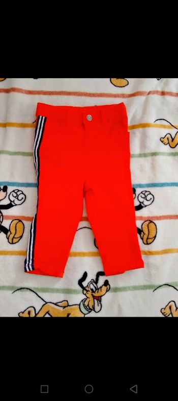 Pantalon bebe neuf