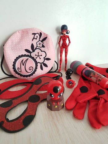 Lot Marinette ladybug Miraculous Bandai