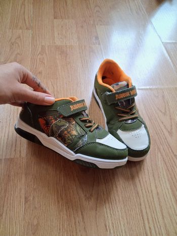 Baskets Jurassic World taille 30
