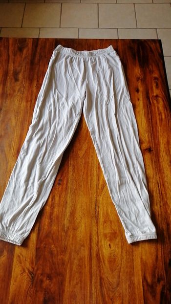 Pantalon de pyjama gris claire