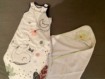 Lot serviette et gigoteuse