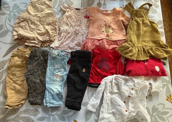 Lot de vêtements fille