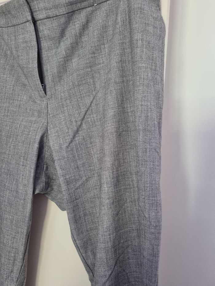 Pantalon gris - photo numéro 2