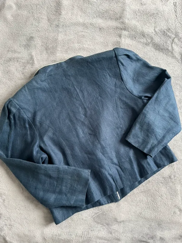 Veste vintage bleu marine – Liseré beige & boutons dorés – T.46 élégante - photo numéro 6
