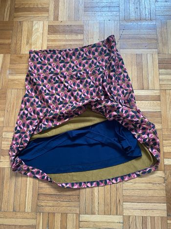 Une jupe toute neuve de la marque Zilch